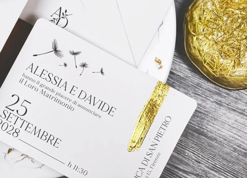 ORO. Invito elegante e prezioso, con foglia oro applicata a mano